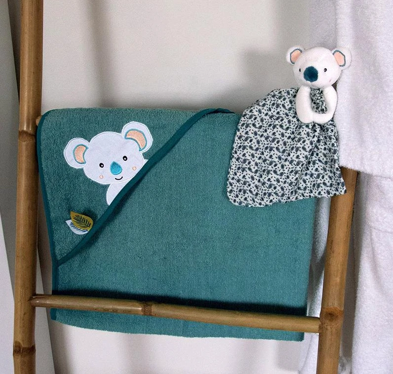 Doudou Et Compagnie - Yoca Le Koala - Set Doudou + Cape De Bain 80 X 80 CM 4 Doudou Et Compagnie - Yoca Le Koala - Set Doudou + Cape De Bain 80 X 80 CM – Image 2
